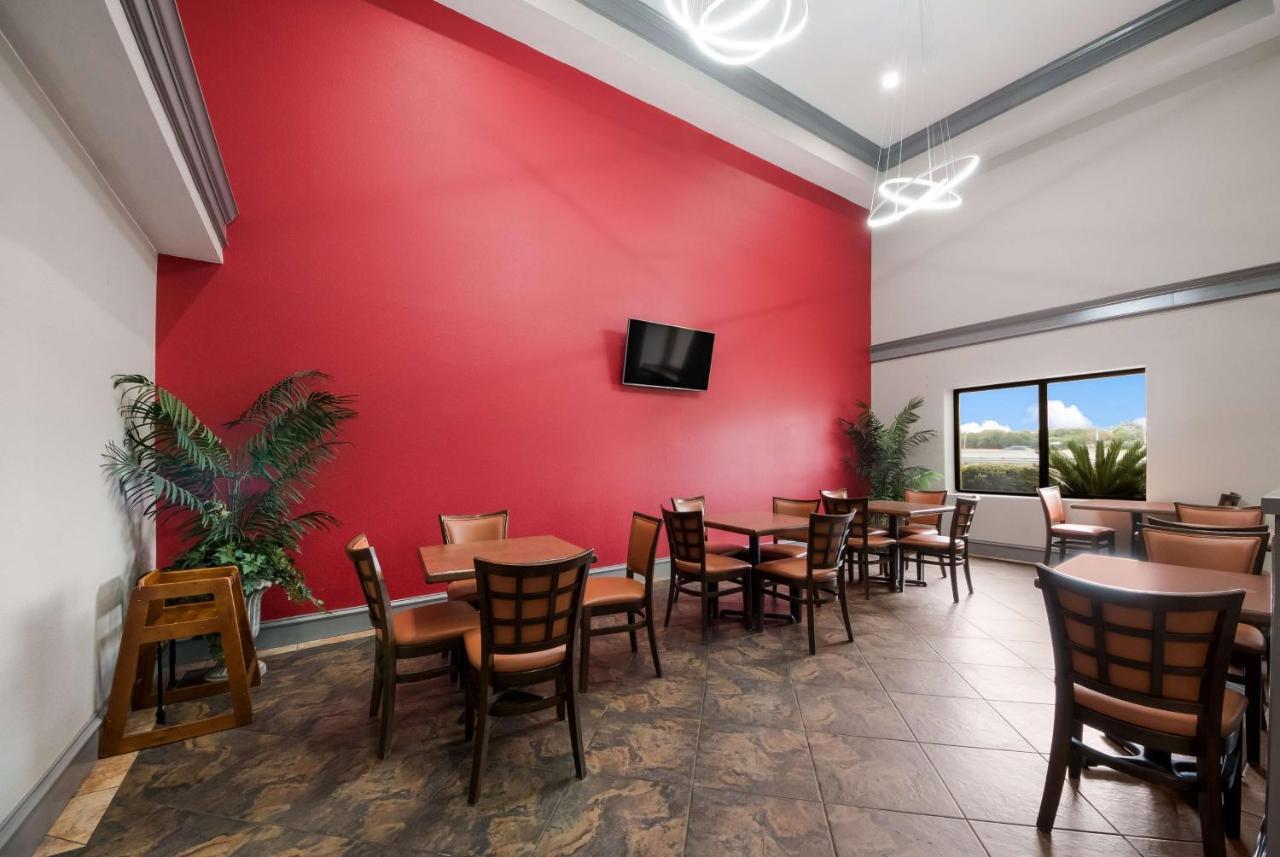 Surestay Plus Hotel By Best Western San Antonio North Eksteriør billede