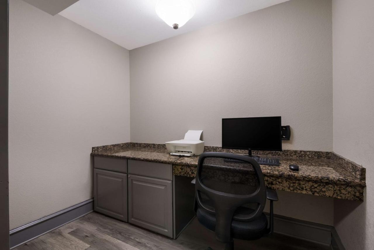 Surestay Plus Hotel By Best Western San Antonio North Eksteriør billede