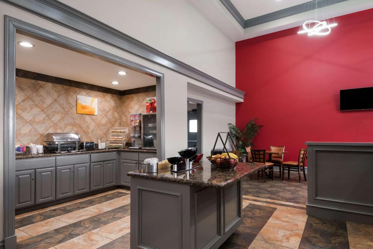 Surestay Plus Hotel By Best Western San Antonio North Eksteriør billede