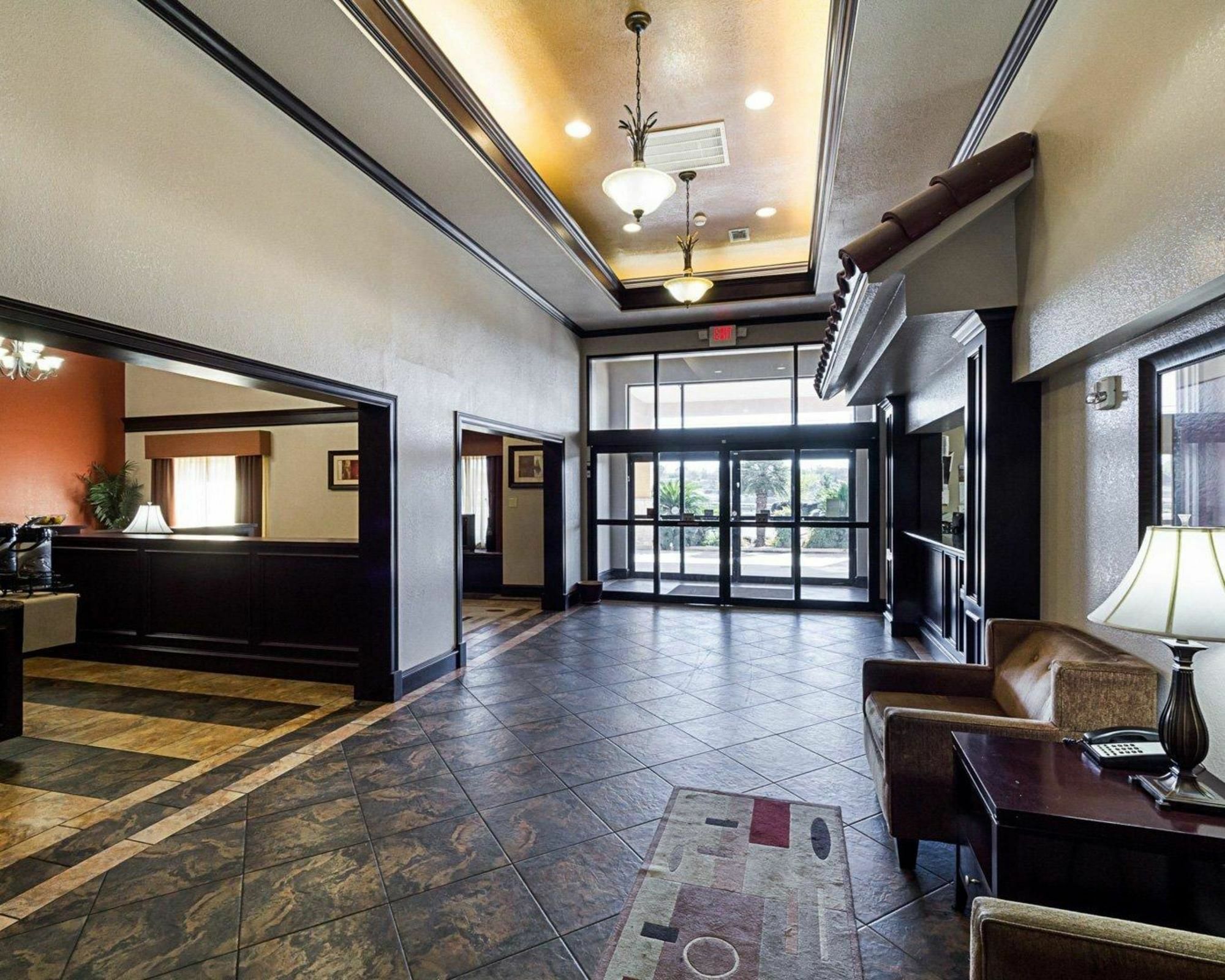 Surestay Plus Hotel By Best Western San Antonio North Eksteriør billede